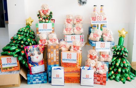 All the Lorem Ipsum generators on the Internet tend to repeat predefined chunks as necessary