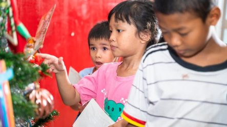 All the Lorem Ipsum generators on the Internet tend to repeat predefined chunks as necessary