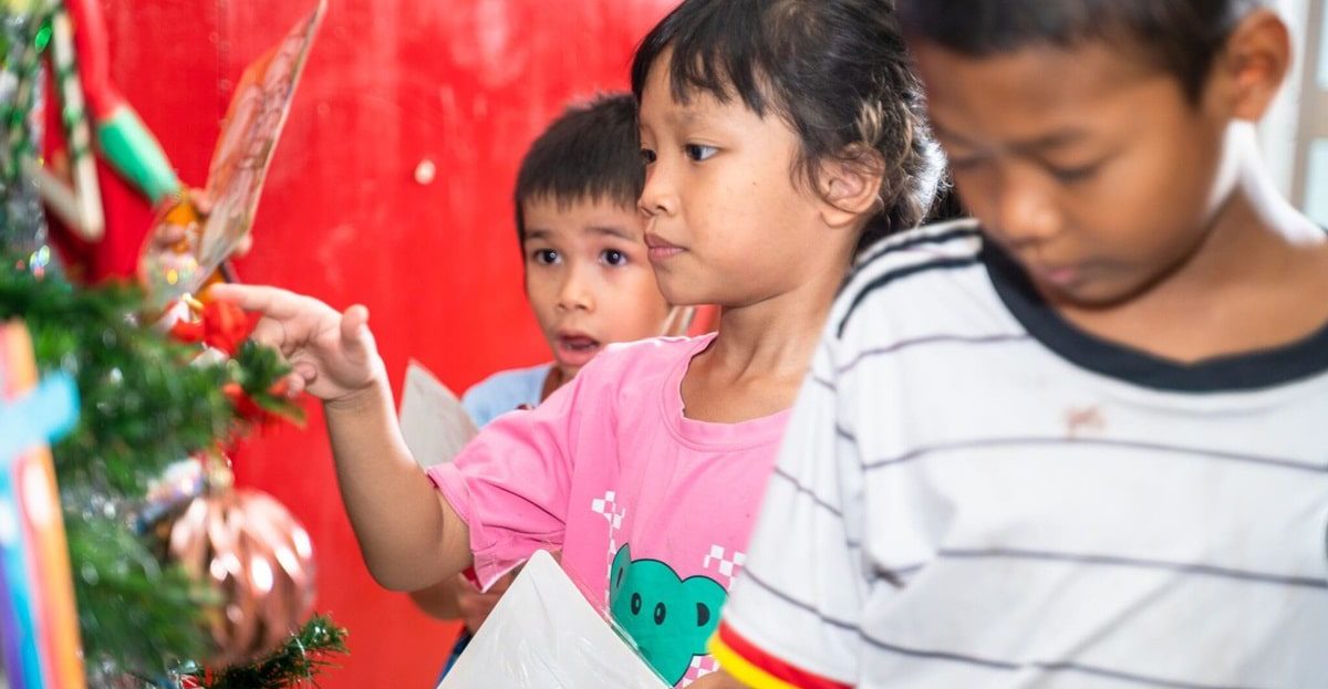 All the Lorem Ipsum generators on the Internet tend to repeat predefined chunks as necessary